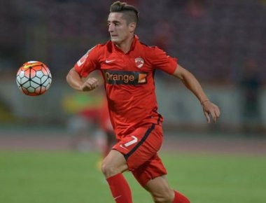 «Φλερτ» της ΑΕΚ με τον Φιλίπ (βίντεο)